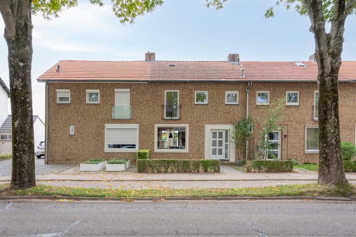 Foto 21 van Heerlenerweg 21