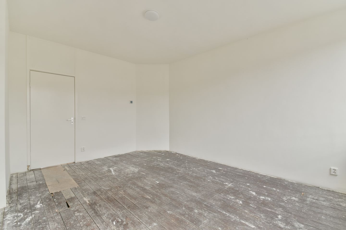 Photo 25 of Van Spilbergenstraat 18-2