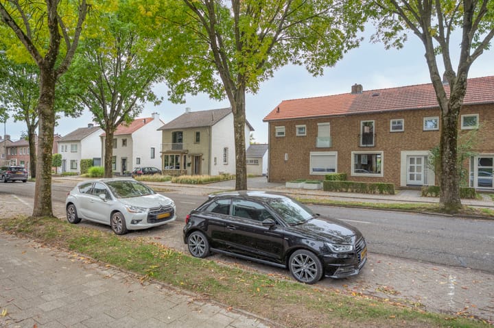 Foto 23 van Heerlenerweg 21