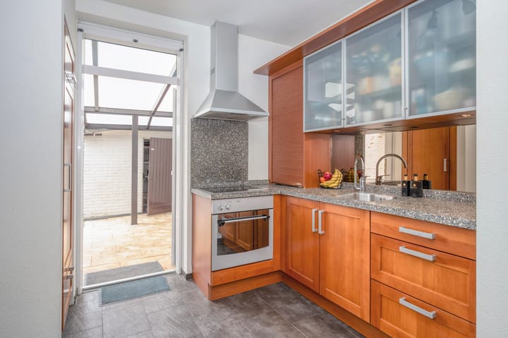 Foto 12 van Heerlenerweg 21