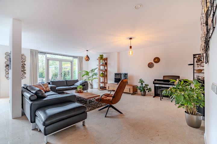 Photo 16 of Azijnmakerstraat 4