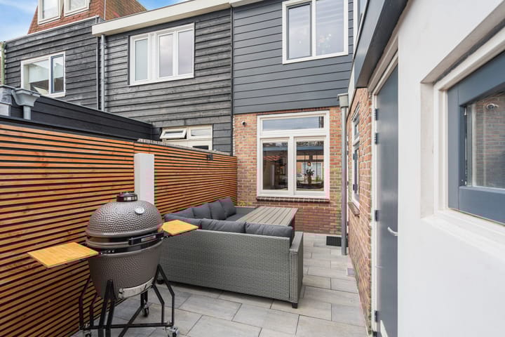 Foto 23 van Van Wassenaerstraat 12