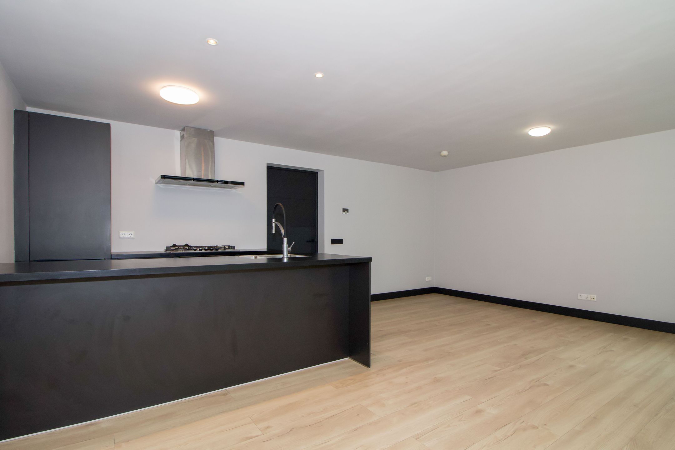 Foto 6 van Weikamp 13-A