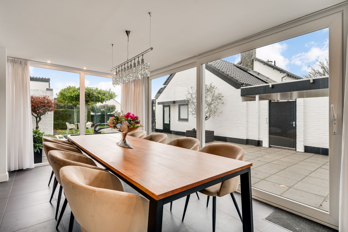 Foto 10 van Tongerseweg 398