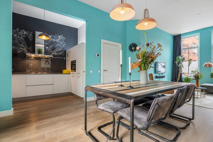 Photo 12 of Spoorstraat 12