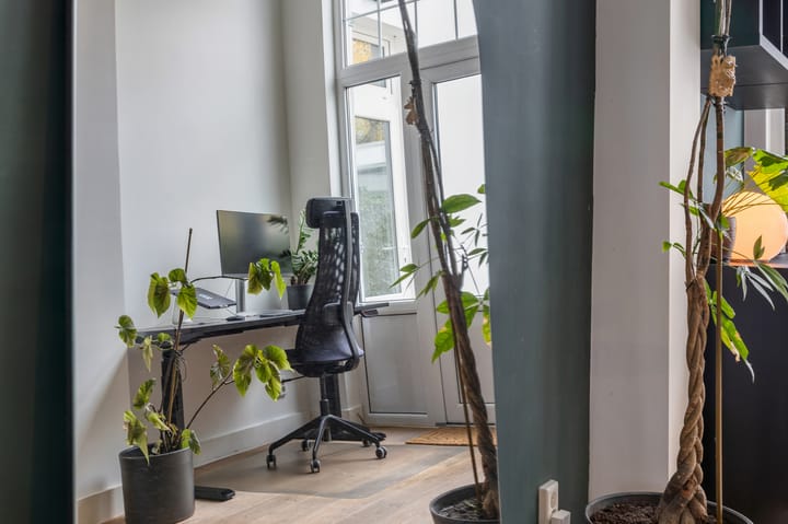 Photo 16 of Spoorstraat 12