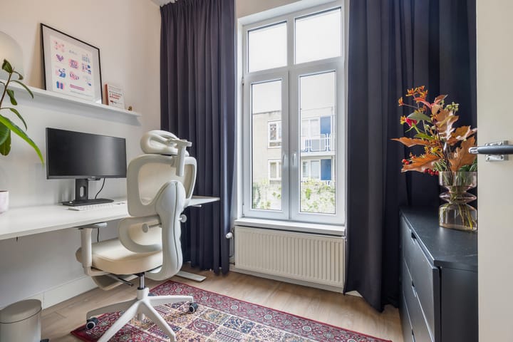 Photo 23 of Spoorstraat 12