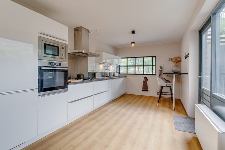 Foto 16 van Van Leuffenpad 6