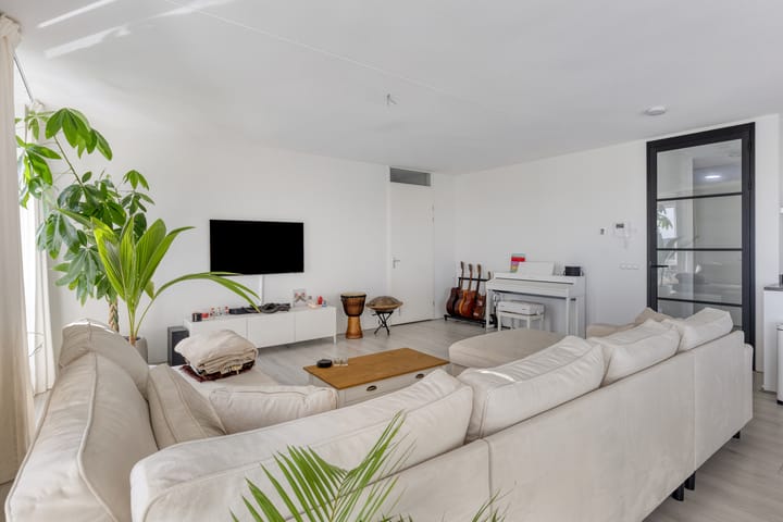 Photo 5 of Veenraden 115