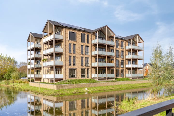 Photo 1 of Veenraden 113