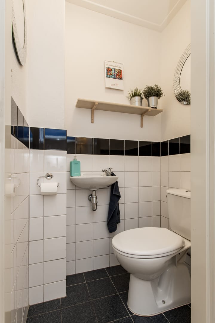 Photo 15 of Snellenweer 12