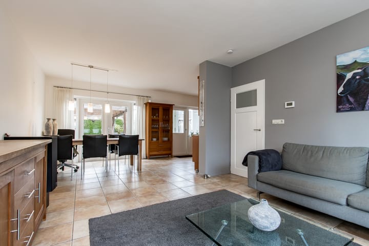 Photo 19 of Snellenweer 12