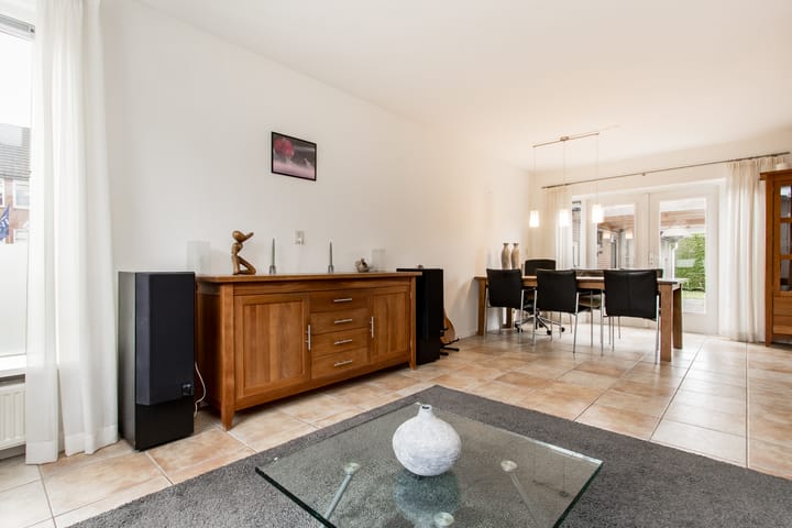 Photo 20 of Snellenweer 12