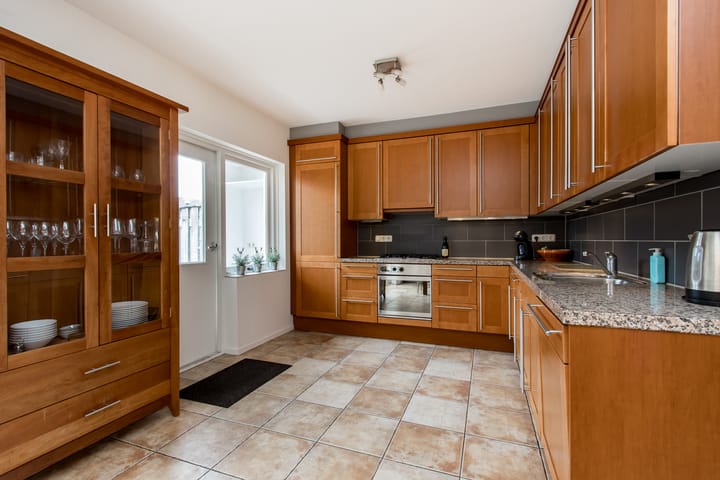 Photo 24 of Snellenweer 12