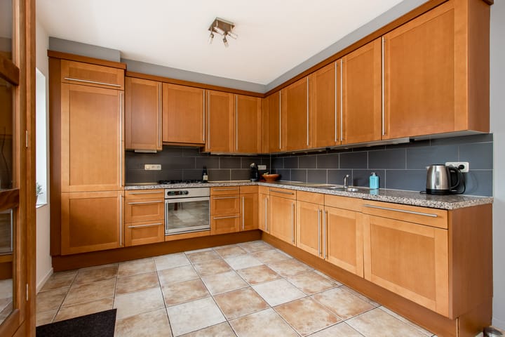 Photo 25 of Snellenweer 12