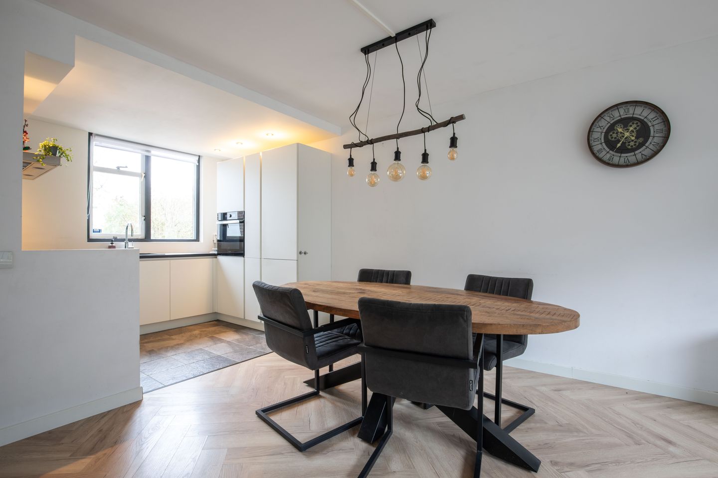 Foto 10 van Marconistraat 27