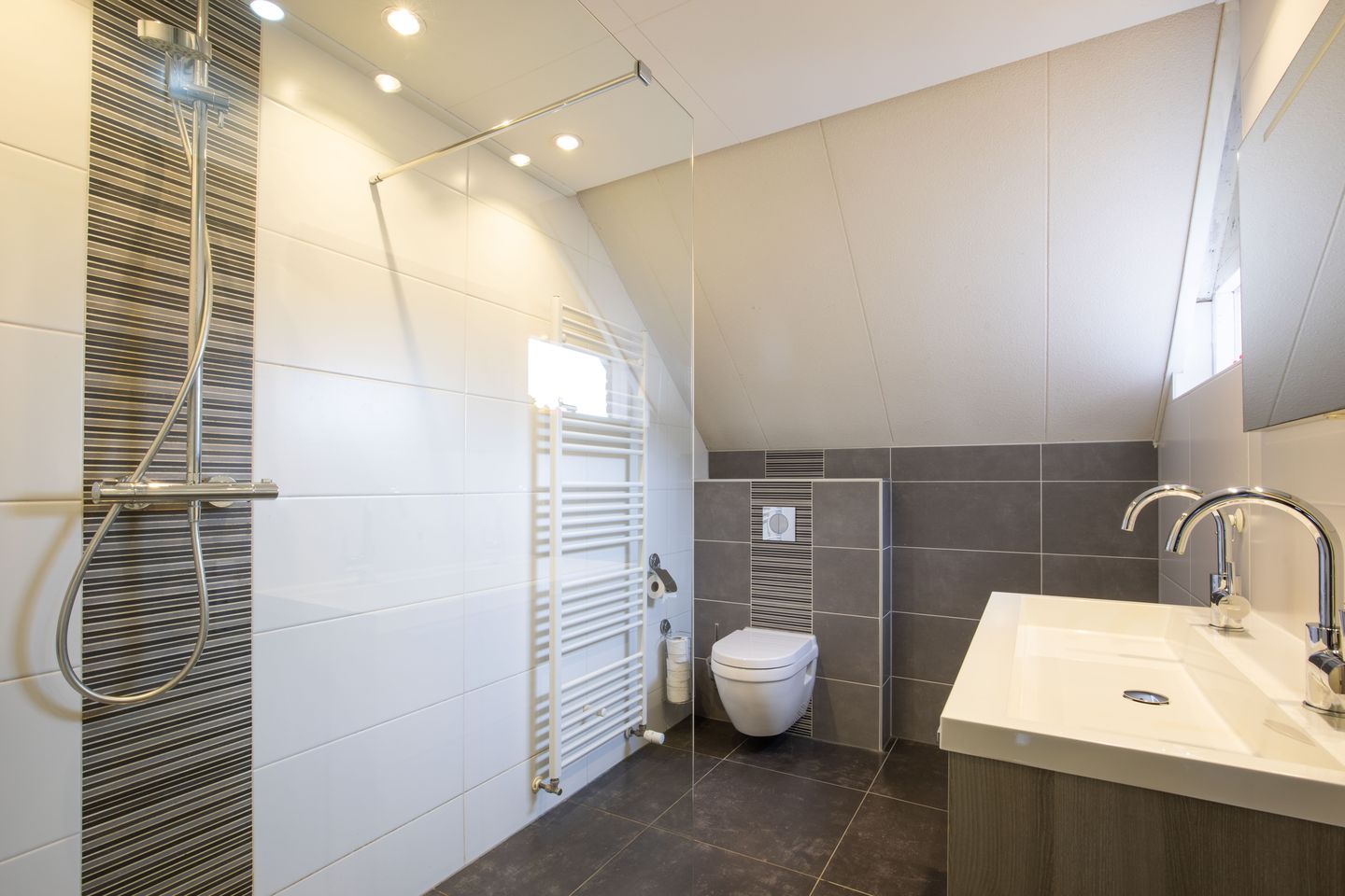 Foto 19 van Marconistraat 27