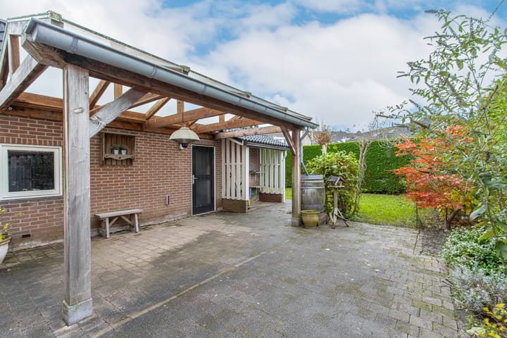 Photo 58 of Snellenweer 12