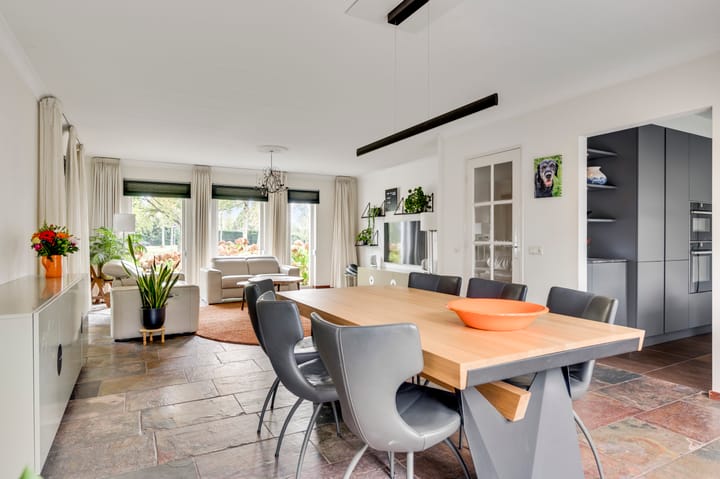 Photo 8 of Vlasrootsingel 32