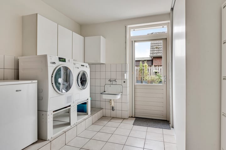 Photo 13 of Vlasrootsingel 32