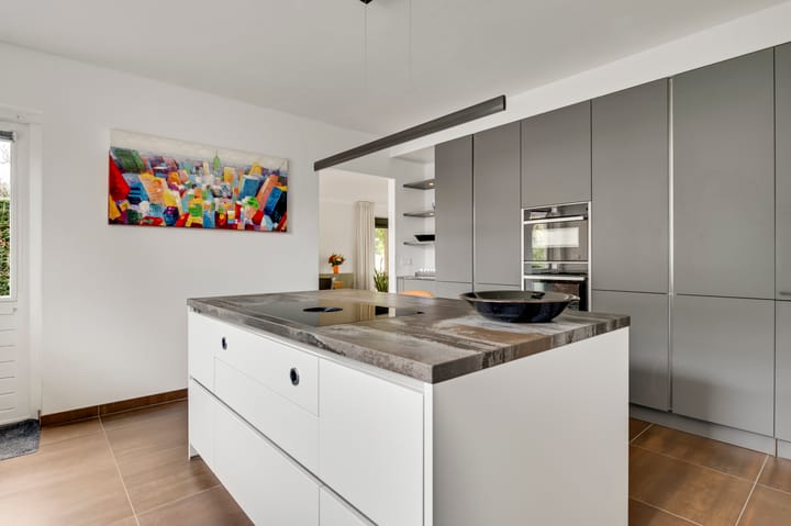 Photo 11 of Vlasrootsingel 32