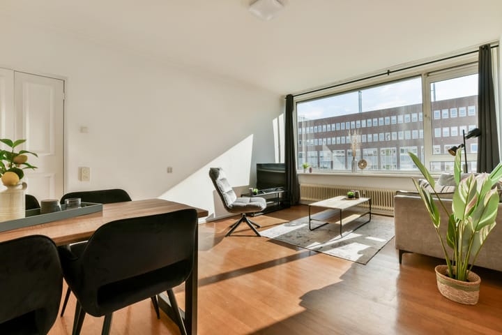 Foto 4 van Waterlooplein 153