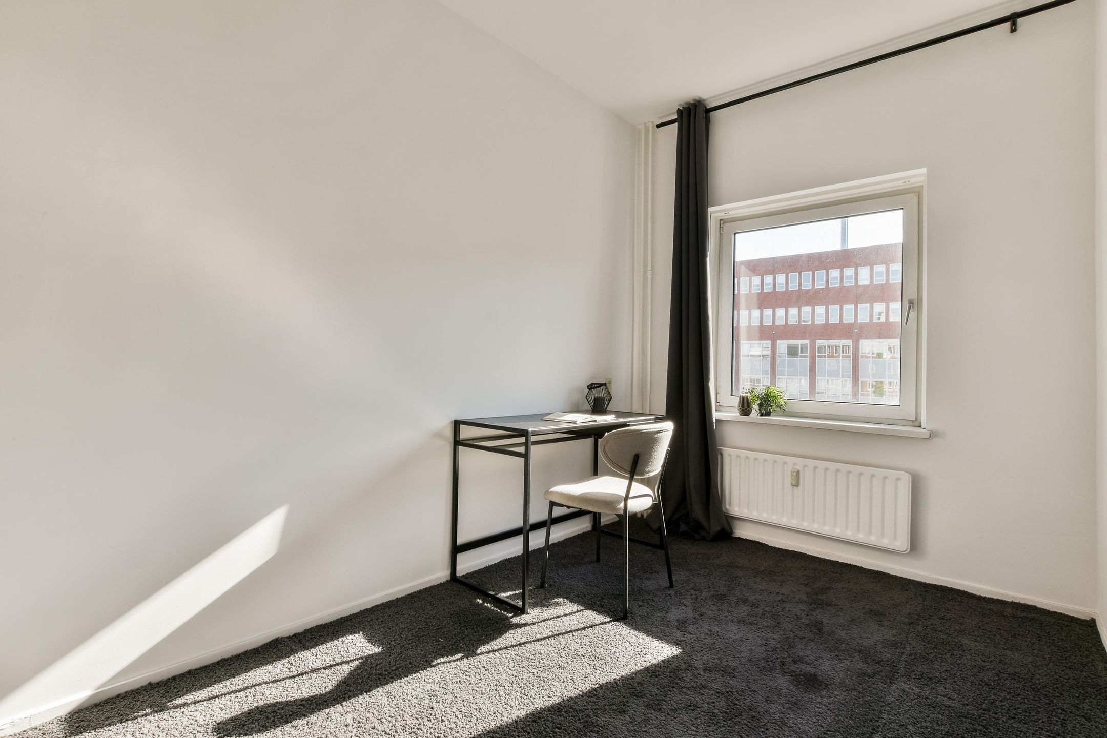 Foto 12 van Waterlooplein 153