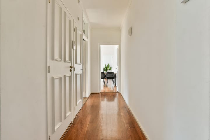 Foto 7 van Waterlooplein 153