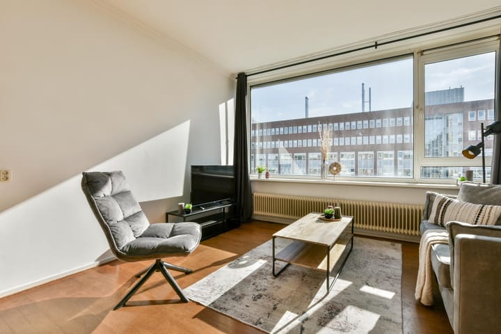 Foto 3 van Waterlooplein 153