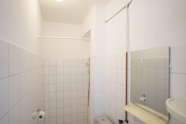 Foto 2 van Van Adrichemstraat 7