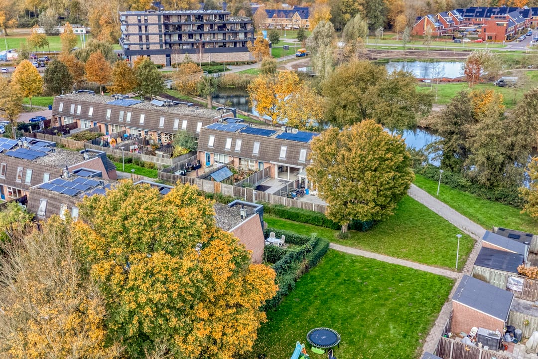 Photo 38 of Leemwierde 186