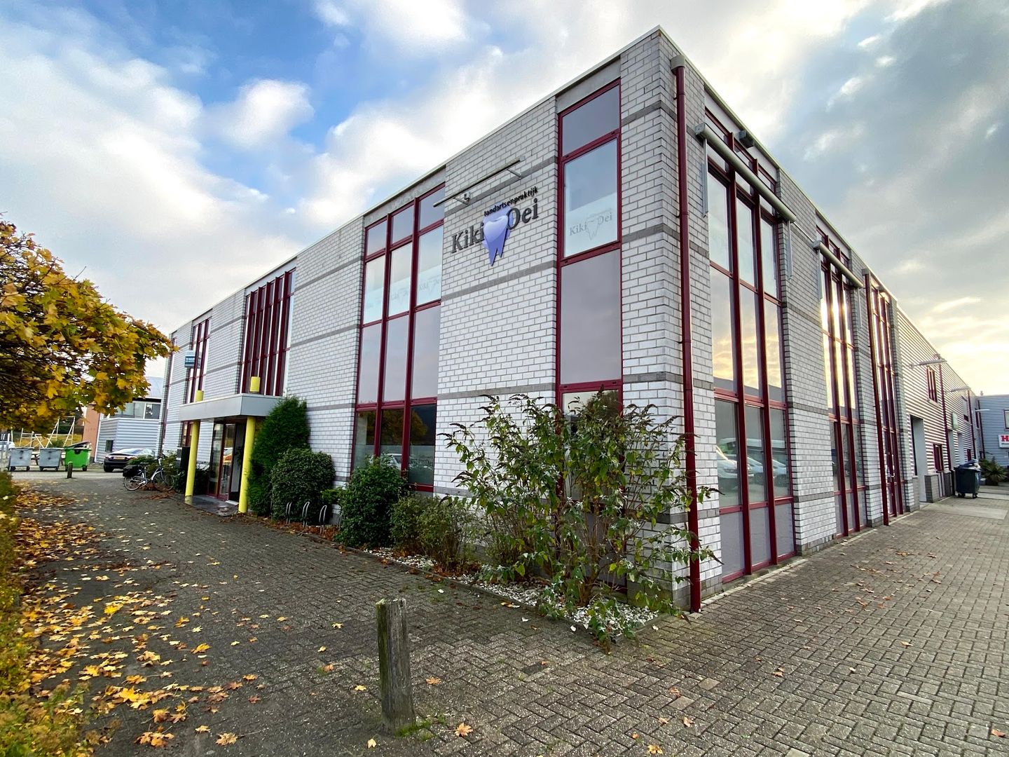 View photo 2 of Marconistraat 28