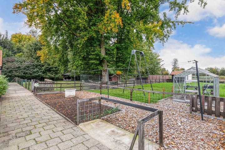 Foto 32 van Dronterweg 39