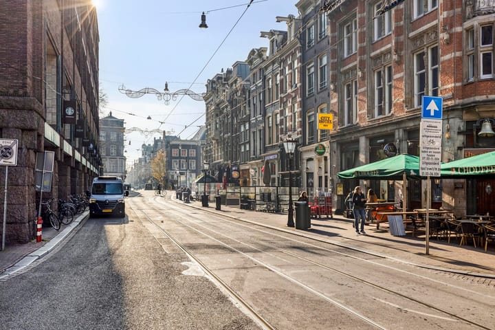 Photo 2 of Utrechtsestraat 6-2