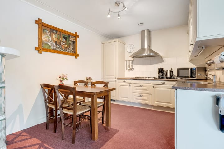 Foto 12 van Grotestraat 128-01