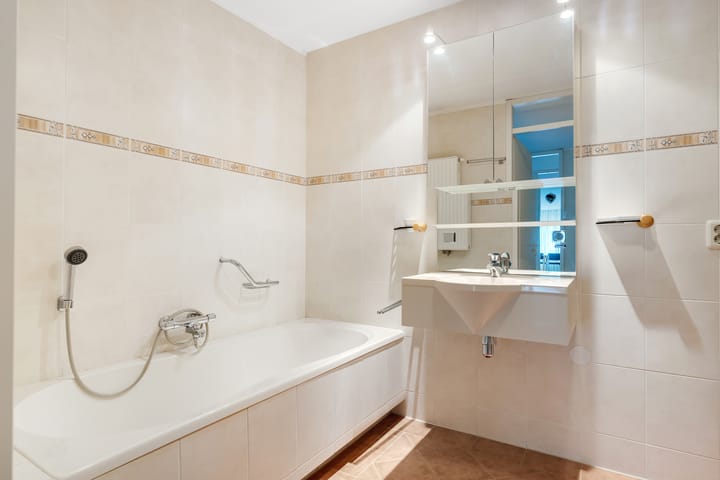 Foto 17 van Grotestraat 128-01