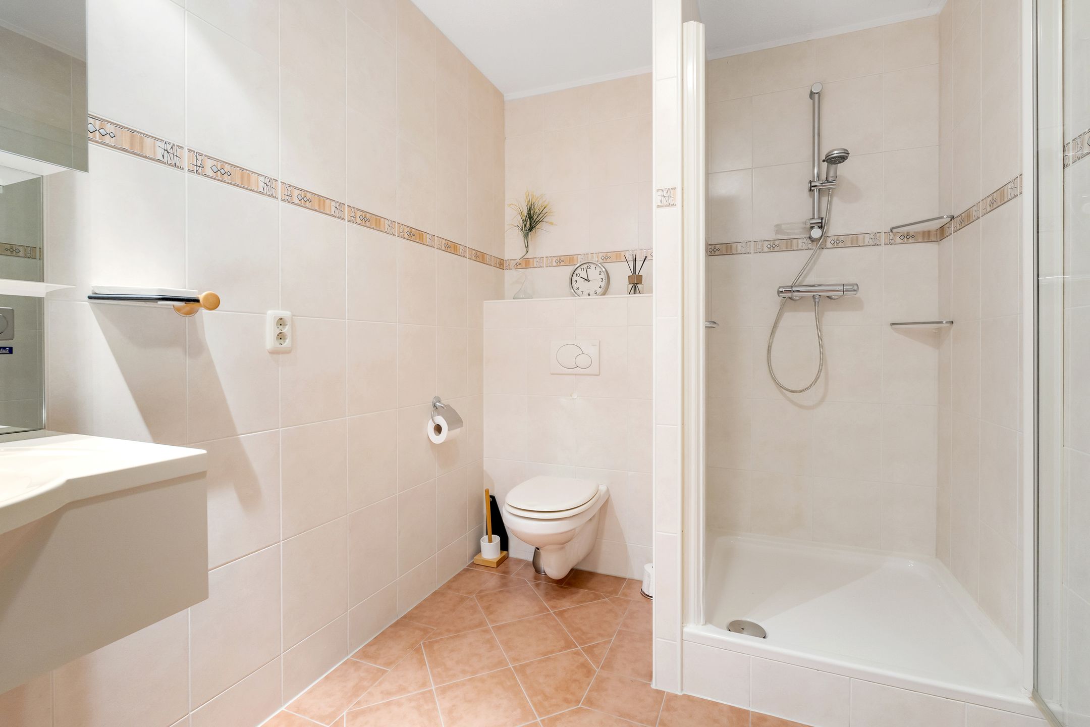 Foto 18 van Grotestraat 128-01