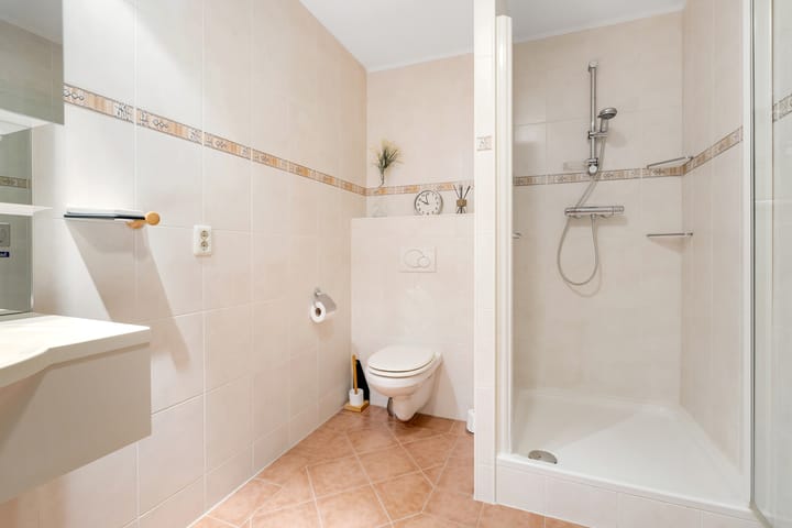 Foto 18 van Grotestraat 128-01