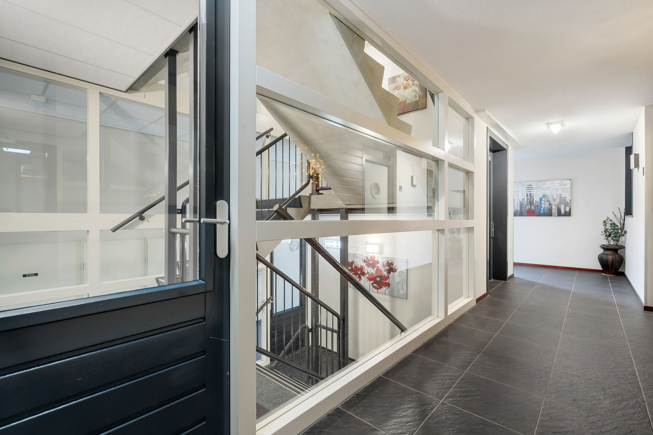 Foto 21 van Grotestraat 128-01