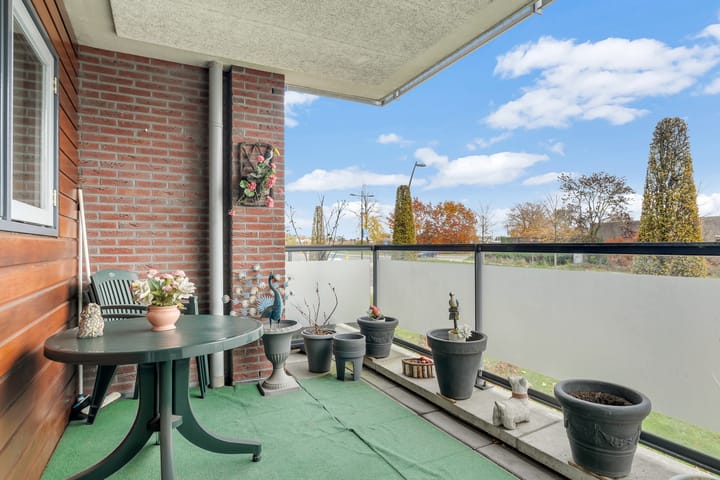 Foto 28 van Grotestraat 128-01