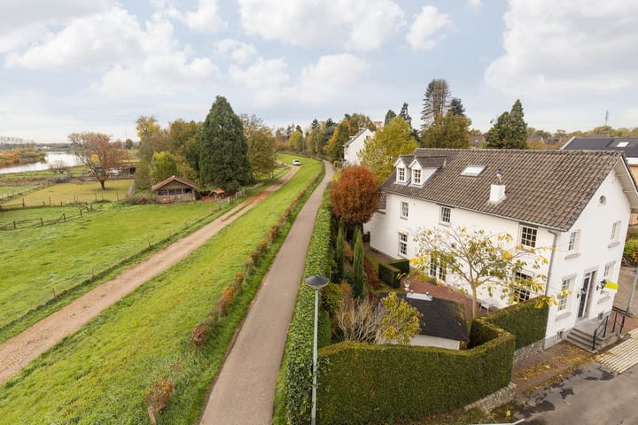 Foto 13 van Lindendriesstraat 1