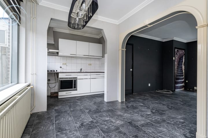 Photo 3 of Koningin Emmaplein 19