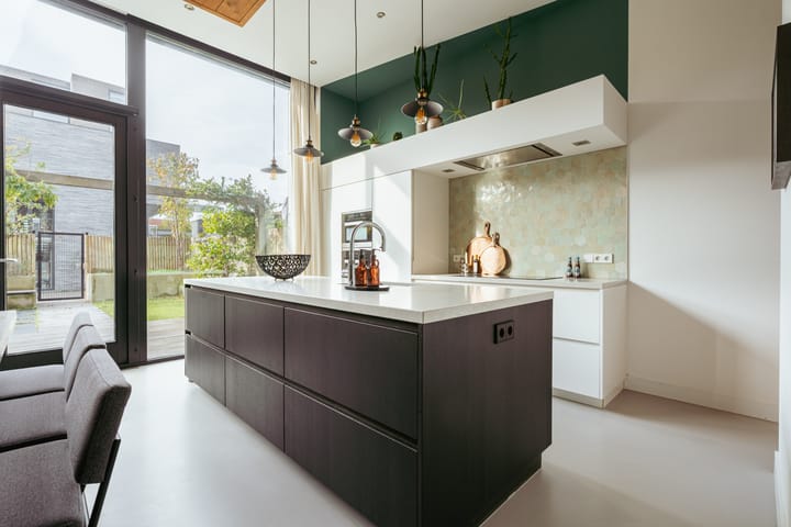 Foto 6 van Bert Haanstrakade 398