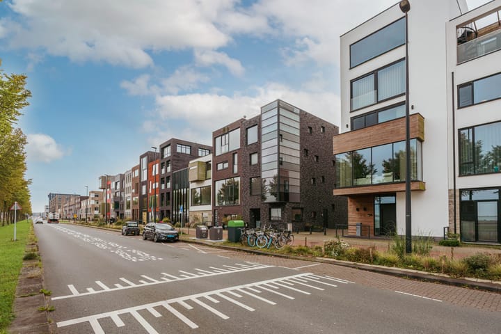 Foto 57 van Bert Haanstrakade 398