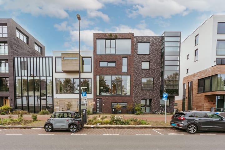 Foto 59 van Bert Haanstrakade 398