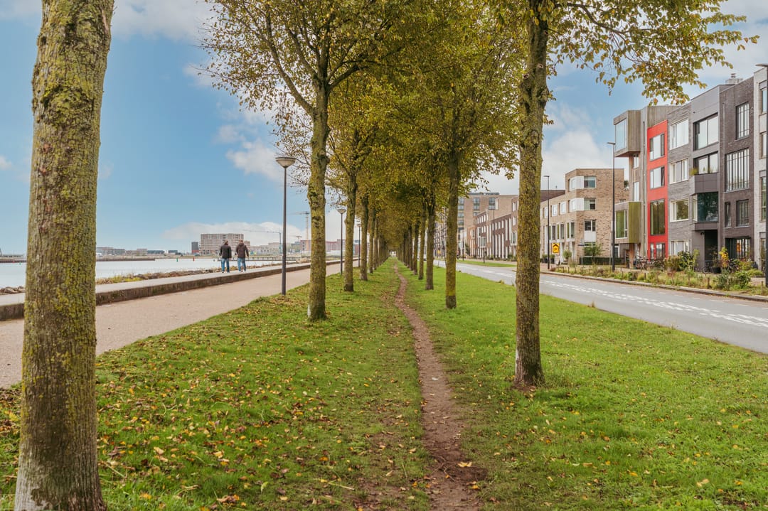 Photo 61 of Bert Haanstrakade 398