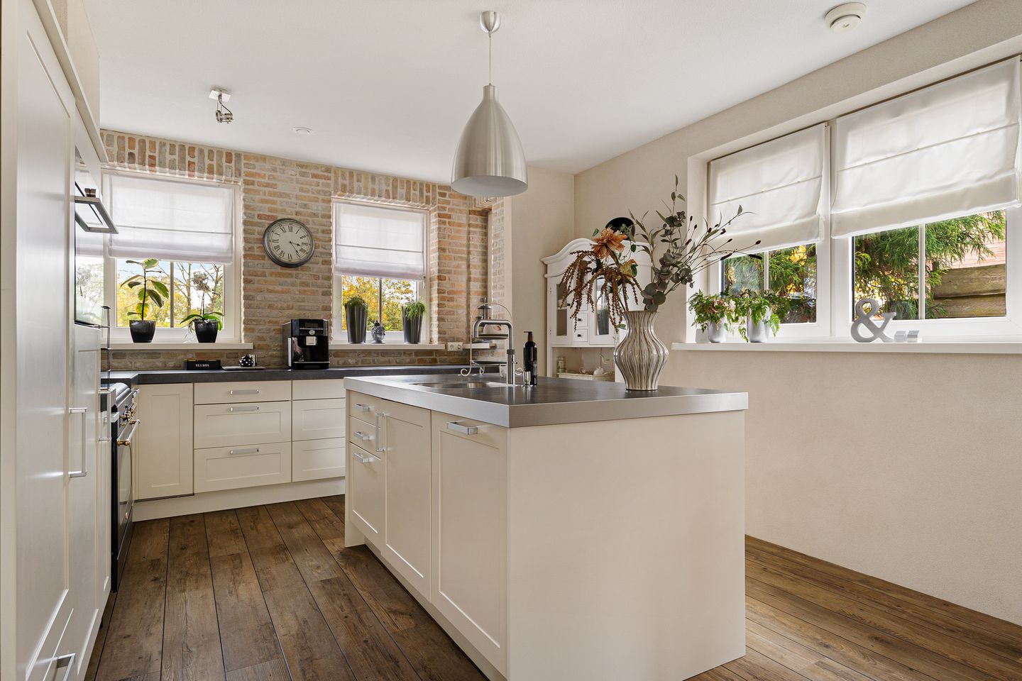 Foto 14 van Bisschopsstraat 7