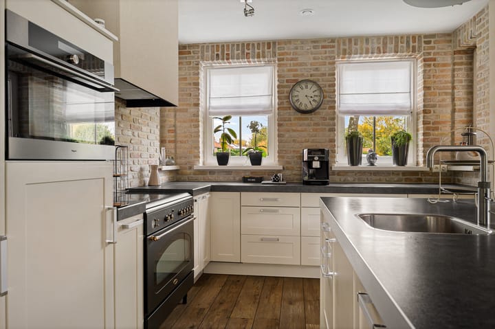 Foto 15 van Bisschopsstraat 7