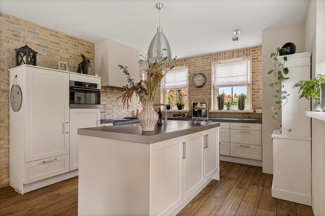 Foto 16 van Bisschopsstraat 7