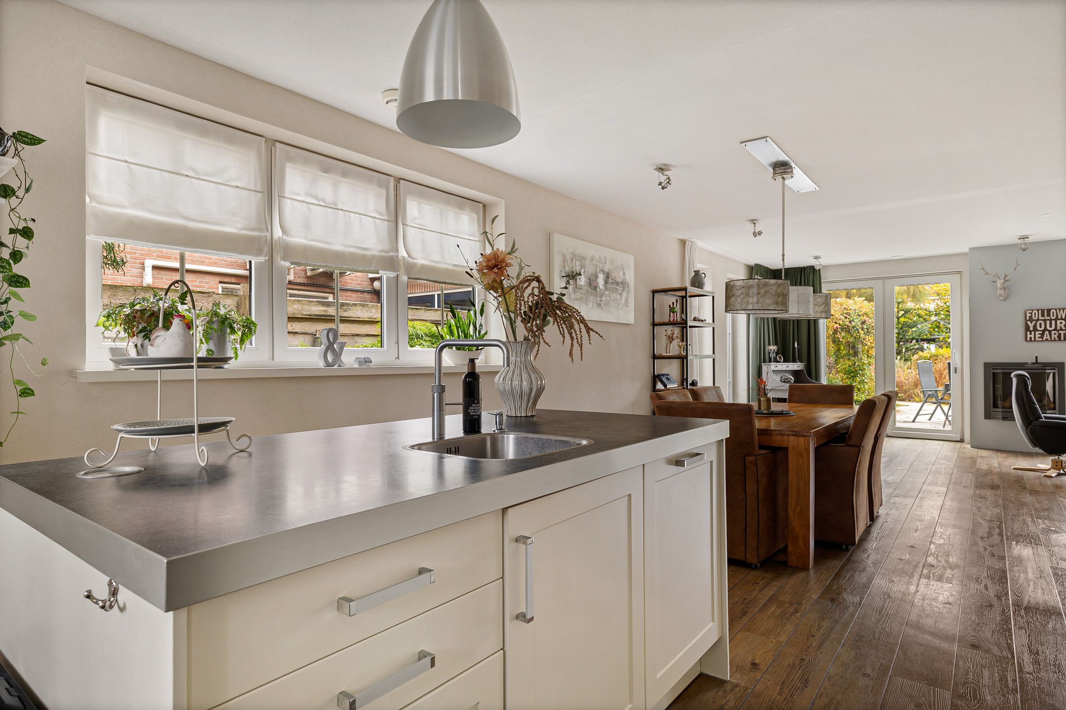 Foto 18 van Bisschopsstraat 7